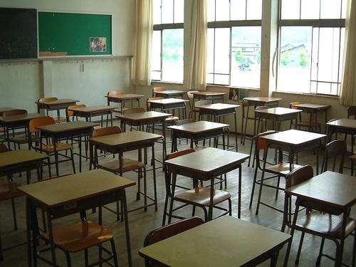 Salle de classe vide